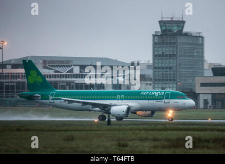 Cork Airport, Cork, Ireland. 29th Apr, 2019. An Aer Lingus Aibus A320 bound for Barcelona accelerates down runway 16/34 on a foggy misty morning at Cork Airport, Cork, Ireland. Credit: David Creedon/Alamy Live News Stock Photo