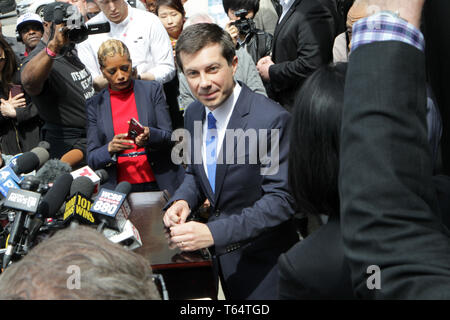 HARLEM, NEW YORK: APRIL 29: Rev. Al Sharpton & South Bend, IN Mayor Pete Buttigieg lunch at Sylvia's Restaurant to discuss the politics of the day on April 29, 2019 iin the Harlem section of New York City. Photo Credit: Mpi43/MediaPunch Stock Photo