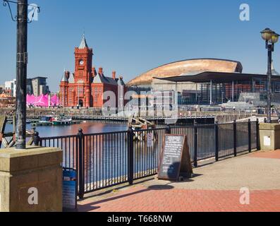 Cardiff Bay with landmarks. National Assembly for Wales, Pierhead building and the Wales Millennium Centre, Cardiff, Wales, United Kingdom Stock Photo