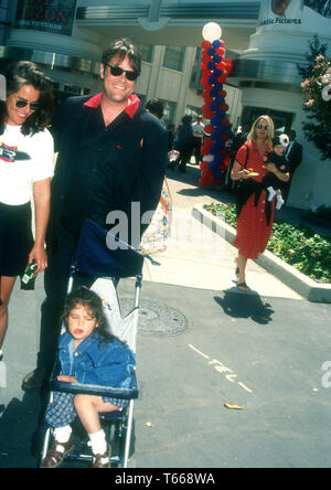 Culver City, California, USA 10th April, 1994  Actor Dan Akroyd, daughter Danielle Akroyd, actress Donna Dixon and daughter Belle Kingston Akroyd attend TriStar Pictures 'Cops and Robbersons' Premiere on April 10, 1994 at Sony Studios in Culver City, California, USA. Photo by Barry King/Alamy Stock Photo Stock Photo