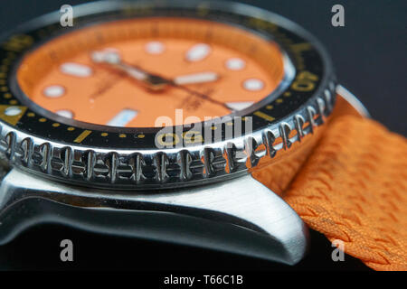 seiko skx011 orange dial Stock Photo - Alamy