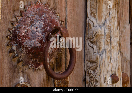 Pretty and colorful doors of traditional Omani houses in the villages of Jebal Akdar, Oman Stock Photo