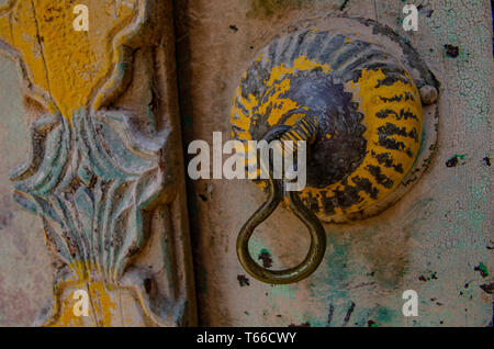 Pretty and colorful doors of traditional Omani houses in the villages of Jebal Akdar, Oman Stock Photo