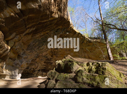 Council Overhang in Starved Rock State Park on a beautiful Spring morning. Stock Photo