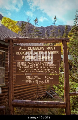 Upper mountain trail sign at Baxter State Park in Maine Stock Photo