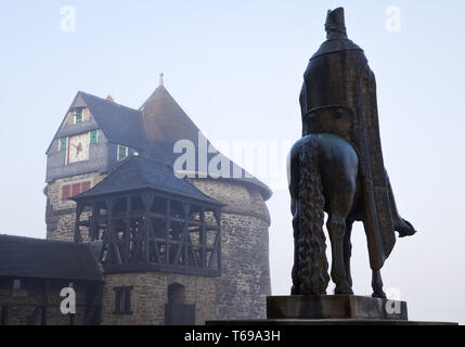 battery tower of Castle Burg with rider statue of archbishop Engelbert II, Solingen, Germany, Europa Stock Photo