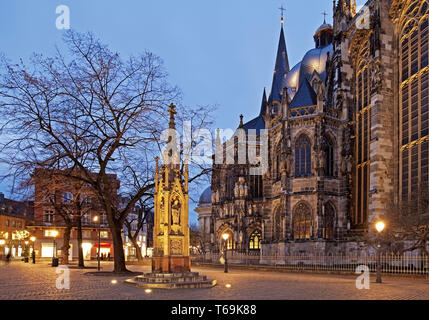 Vincent fountain, Muensterplatz in front of the cathedral, Aachen, North Rhine-Westphalia, Germany Stock Photo