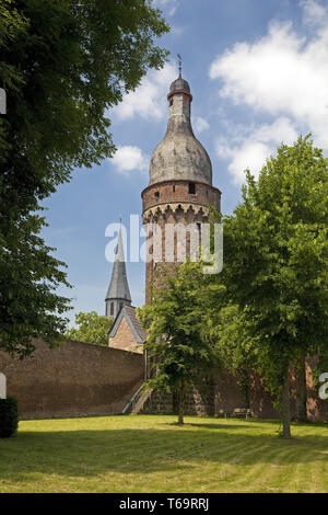 tower Juddeturm and parish church Saint Martinus, Zons, Dormagen, North Rhine-Westphalia, Germany Stock Photo