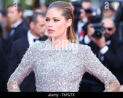 CANNES, FRANCE – MAY 24, 2017: Doutzen Kroes attends 'The Beguiled' screening at the 70th Cannes Film Festival (Photo: Mickael Chavet) Stock Photo