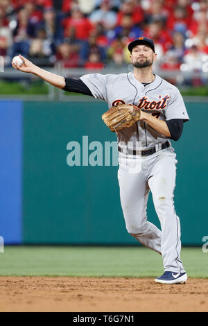 Detroit Tigers shortstop Jordy Mercer plays against the New York