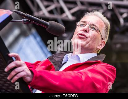 Munich, Bavaria, Germany. 1st May, 2019. MATTHIAS JENA, DGB Vorsitzender Bayern. Demonstrating under the motto of 'Europa. Jetzt aber richtig!'', thousands of German workers took the streets of Munich, Germany for May Day in support of European solidarity and workers' rights. Organized by the DGB coalition of unions, the group marched from the DGB Haus to Marienplatz where a full day of speakers and performances were planned. Credit: Sachelle Babbar/ZUMA Wire/Alamy Live News Stock Photo