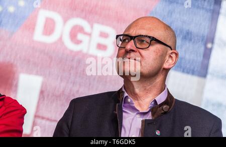 Munich, Bavaria, Germany. 1st May, 2019. HEINRICH BIRNER OF the DGB Bayern. Demonstrating under the motto of 'Europa. Jetzt aber richtig!'', thousands of German workers took the streets of Munich, Germany for May Day in support of European solidarity and workers' rights. Organized by the DGB coalition of unions, the group marched from the DGB Haus to Marienplatz where a full day of speakers and performances were planned. Credit: Sachelle Babbar/ZUMA Wire/Alamy Live News Stock Photo