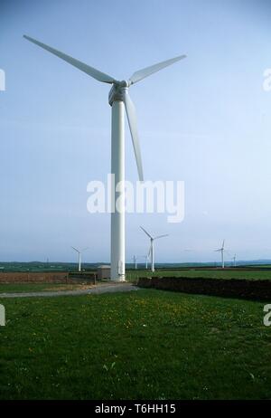 Wind turbines at Delabole, Cornwall, UK Stock Photo