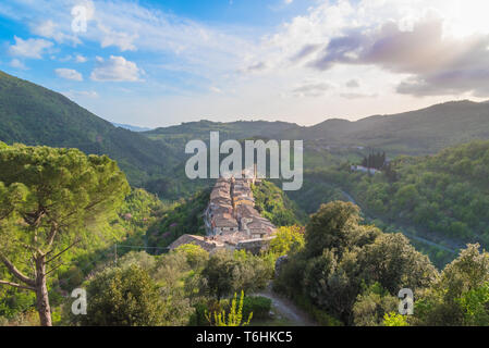 Montenero Sabino (Rieti, Italy) - A very small and charming medieval village in stone with castle, on the Rieti hills, Sabina area, Lazio region Stock Photo