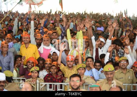 India. 01st May, 2019. People during Indian Prime Minister and BJP leader Narendra Modi address an election campaign public rally at Bharwari in Kaushambi district of Uttar Pradesh Credit: Prabhat Kumar Verma/Pacific Press/Alamy Live News Stock Photo