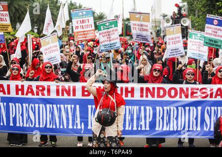 Labourers Seen Holding Placards And A Banner While Chanting