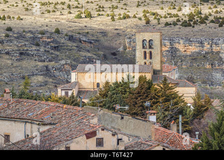 Sepulveda town in Province of Segovia, Castile and Leon autonomous community in Spain, view with Nuestra Senora de la Pena Church Stock Photo