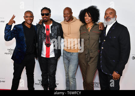 Tommy Davidson, Shawn Wayans, Keenen Ivory Wayans, Kim Wayans and David Alan Grier attend the Tribeca TV 'In Living Color' 25th anniversary reunion du Stock Photo