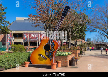 the-grand-ole-opry-is-one-of-