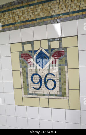 96th Street Subway Station Platform, NYC, USA Stock Photo