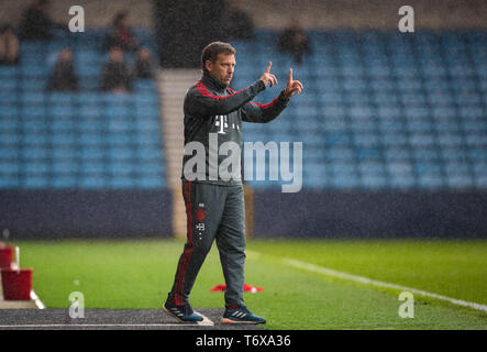 London, UK. 02nd May, 2019. Holger Seitz Head coach of Bayern Munich II the Premier League International Cup FINAL match between Bayern Munich II and Dinamo Zagreb II at The Den, London, England on 2 May 2019. Photo by Andy Rowland. Credit: PRiME Media Images/Alamy Live News
