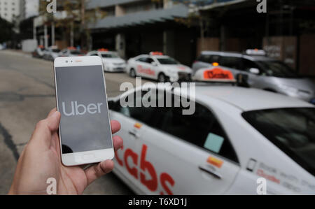 190503 Sydney May 3 2019 Xinhua Photo Taken On May 3 2019 Shows Parked Taxis On A Street In Sydney Australia A Class Action Lawsuit Has Been Filed Against Uber On Friday On Behalf Of Thousands Of Australian Taxi And Car Hire Drivers Alleging