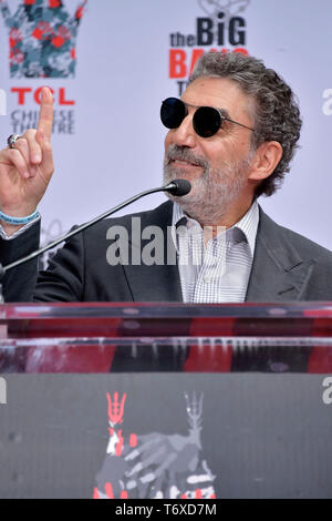 LOS ANGELES - MAY 1: Chuck Lorre, Kaley Cuoco at the "The Big Bang ...