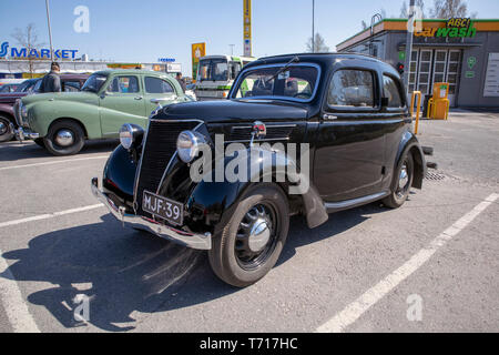 1938-ford-eifel-t717hc.jpg