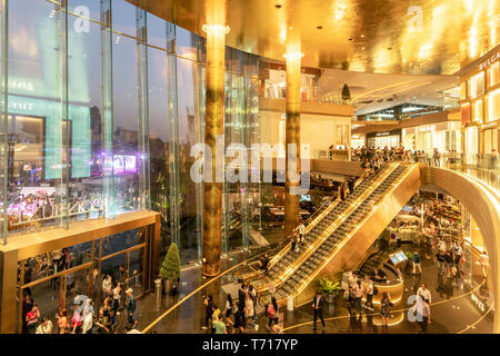 Iconsiam,Thailand -Oct 30,2019: People can seen having their meal at  Iconsiam shopping mall,it is offers high-end brands and an indoor floating  market Stock Photo - Alamy