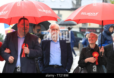 Labour Party leader Jeremy Corbyn celebrates the election result for Trafford Council with Labour Party activists at the Waterside Arts Centre, Manchester following the voting in the English council elections. Stock Photo