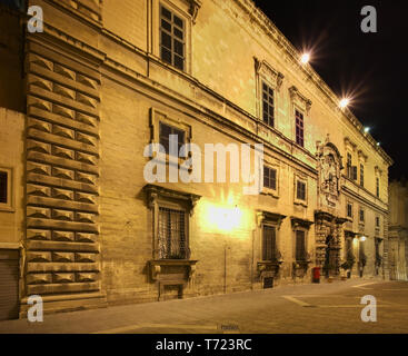 Auberge d italie, Valletta Stock Photo - Alamy