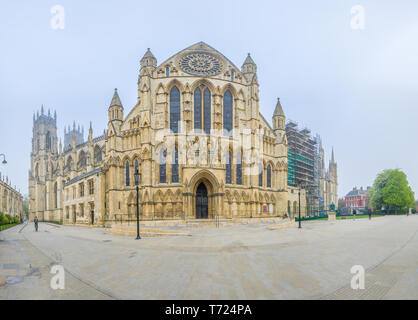 South exterior and entrance to the medieval cathedral (minster) at York, England, on a spring day. Stock Photo