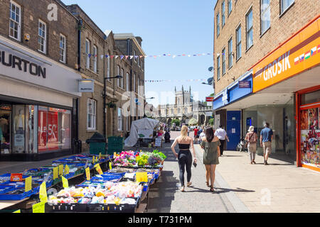 Huntingdon High Street, Huntingdon, Cambridgeshire, England, United Kingdom Stock Photo