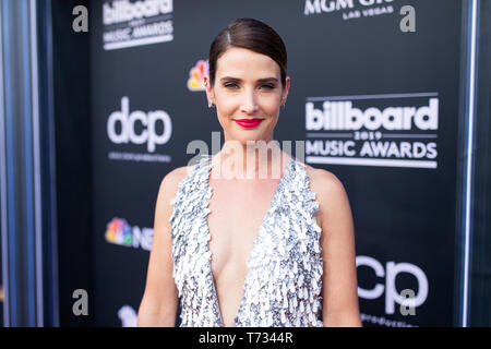 Cobie Smulders at the 2019 Billboard Music Awards held at MGM Grand Garden Arena on May 1, 2019 in Las Vegas, Nevada. Photo Credit: DCP / PictureLux - All Rights Reserved Stock Photo