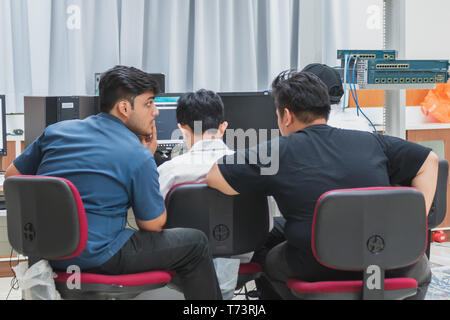 Asian Computer Science University Back of Asian University students majoring in Computer Engineering ...