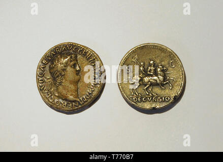 Sestertii coined by Nero. Left, 65 AD, bronze. Right, 64 AD, brass (orichalcum). From Rome (Italy). National Archaeological Museum. Madrid. Spain. Stock Photo