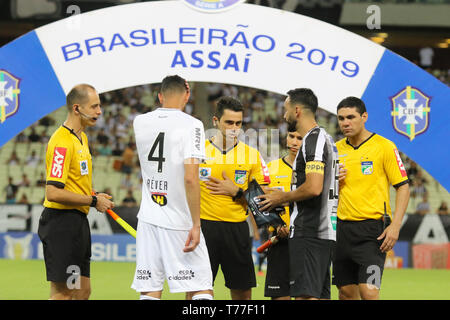 Brazilian A 2019 Atletico MG X Ceara. Cops In 1 Min Of Silence By ...