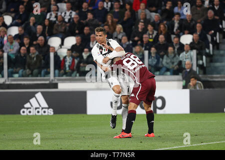Turin, Italy. 03rd May, 2019. soccer, Serie A TIM championship 2018-19 TORO vs JUVENTUS 1-1 in the photo: CRISTIANO RONALDO CR7 - RINCON Credit: Independent Photo Agency/Alamy Live News Stock Photo