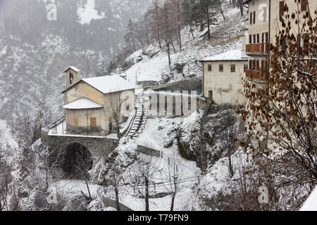 Bormio, Terme:  stabilimento 'Bagni Vecchi'.  [ENG]  Bormio, Spa: the thermal baths 'Bagni Vecchi' Stock Photo