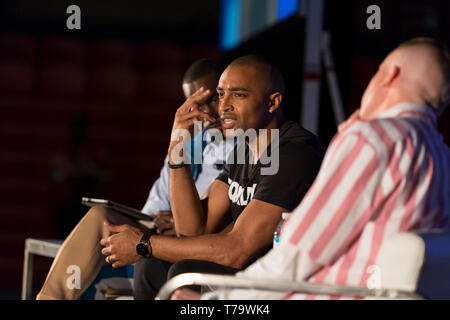 Seattle, Washington: Doug Baldwin speaks during a panel at the Crosscut Festival. Activist and author DeRay McKesson lead a conversation on social jus Stock Photo
