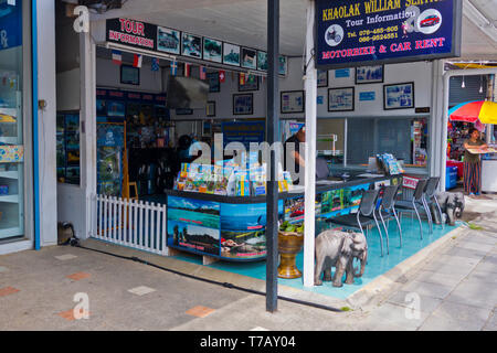 Travel agency and rental shop, Phet Kasem Road, main road, Khao Lak, Thailand Stock Photo