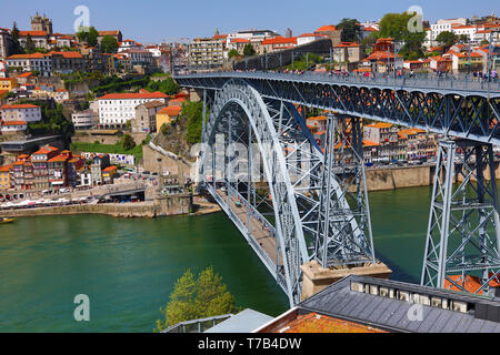The Dom Luis I metal arch bridge over the Douro River in Porto, Portugal Stock Photo