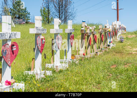 86 crosses were planted to memorialize the victims of the Camp Fire disaster in Paradise, California. The crosses were the idea of Greg Zanis, from Ch Stock Photo