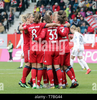 Muenchen, Bavaria, Germany. 5th May, 2019. joy of the FC Bayern woman after their first goal, .Soccer German Womans Bundesliga, matchday 21, FC Bayern Muenchen vs SC Freiburg, FC Bayern Campus, Muenchen, May 05, 2019, Credit: Wolfgang Fehrmann/ZUMA Wire/Alamy Live News Stock Photo