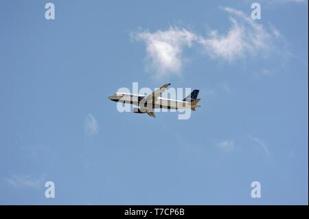 Fort Lauderdale, Florida, USA - 16th April 2019: JetBlue N562JB Stock Photo