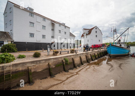view of the tide mill on the river deben estuary at woodbridge in suffolk uk on a coudy day in spring Stock Photo