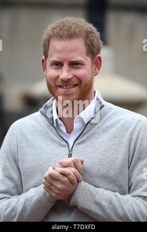 Windsor, Britain. 6th May, 2019. Britain's Prince Harry speaks to the media at Windsor Castle, Britain, on May 6, 2019. Meghan Markle, Duchess of Sussex, has given birth to a boy, the Duke of Sussex announced here on Monday. Credit: Pool/Xinhua/Alamy Live News Stock Photo