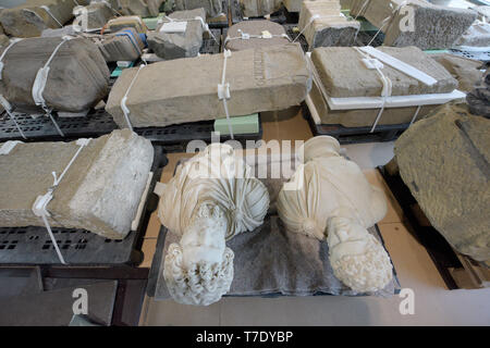 Aalen, Germany. 16th Apr, 2019. The Limes Museum contains the busts of the Roman emperors Septimius Severus (l) and Caracalla. The Limes Museum is located on the site where the Romans maintained a cavalry fort and will be reopened in May 2019 after a long renovation break. Credit: Stefan Puchner/dpa/Alamy Live News Stock Photo