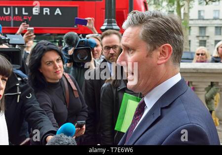 London, UK. 7th May, 2019. The Labour negotiating team arrive at the Cabinet Office in Whitehall for further negotiation with Government representitives on a Brexit deal. Shadow Brexit Secretary Sir Keir Starmer interviewed before going in Credit: PjrFoto/Alamy Live News Stock Photo