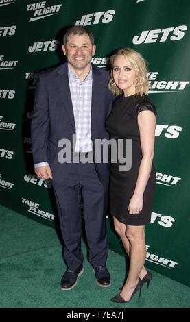 New York Jets Jersey Reveal Green Carpet at Gotham Hall Featuring: Jet Man  Where: New York, New York, United States When: 04 Apr 2019 Credit: Arturo  Holmes/WENN.com Stock Photo - Alamy